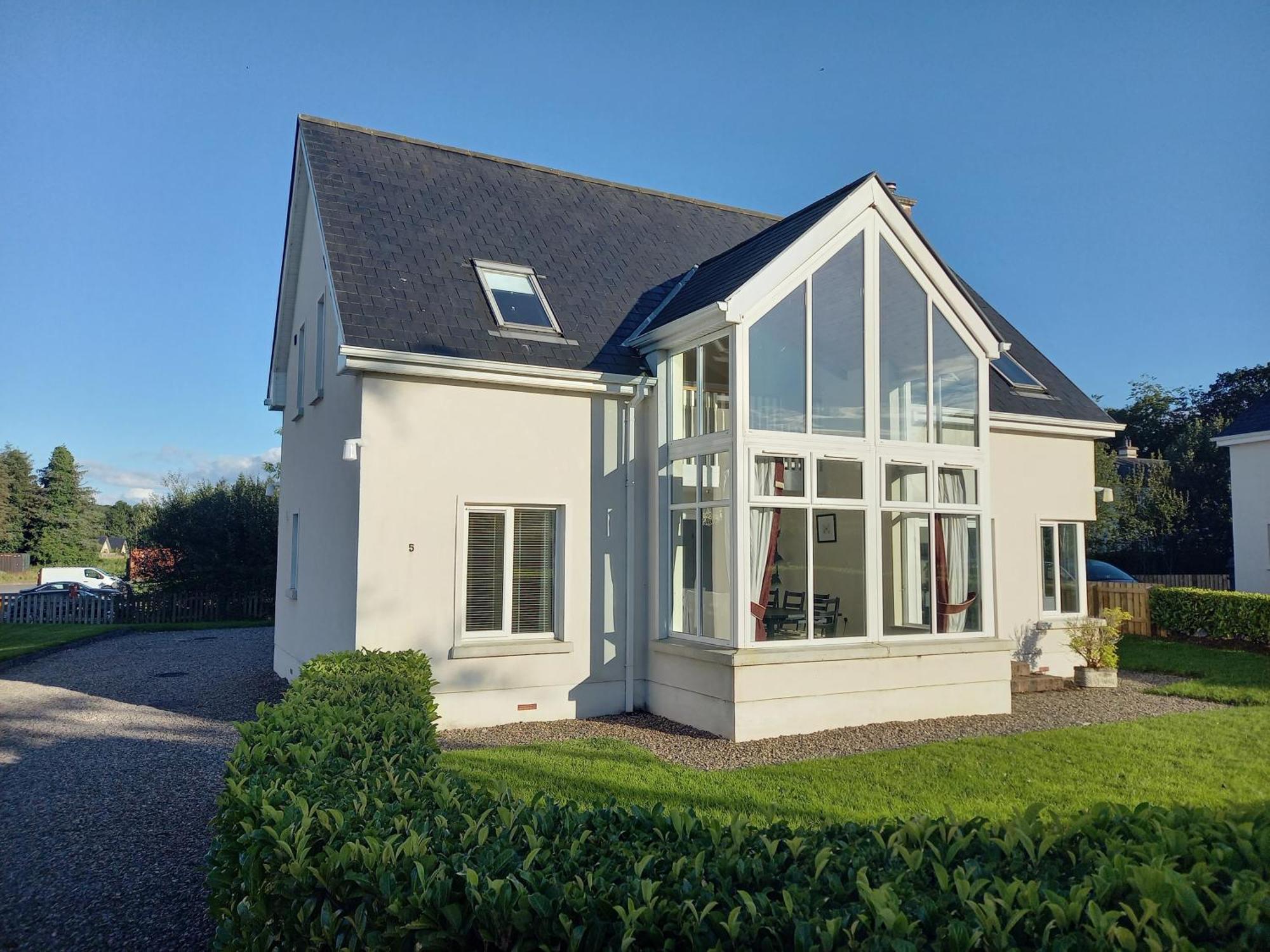 Dovecote Lodge On The 5 Star Lough Erne Resort Ballycassidy Dış mekan fotoğraf